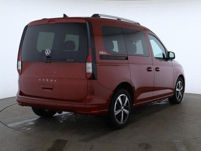 Gebraucht VW Caddy Goal 102 PS (75 kW) 2024 Fortanarot Van / Kleinbus