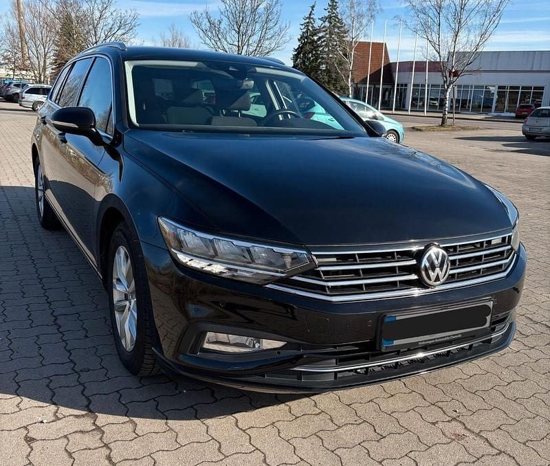 Gebraucht VW Passat 150 PS (110 kW) 2020 Schwarz Kombi