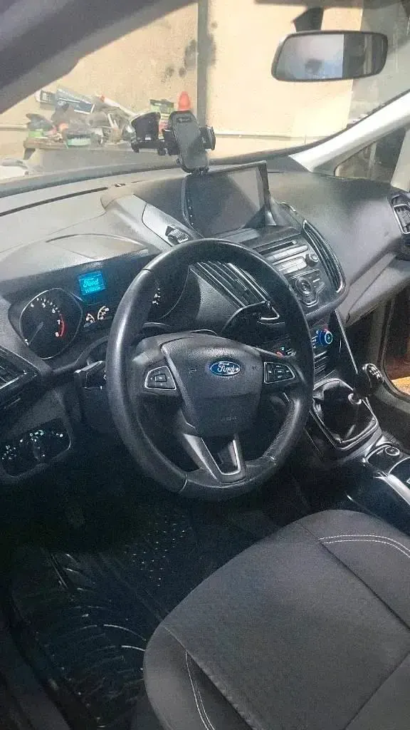 Używany Ford C-MAX Titanium 101 KM (74 kW) 2016 Czerwony Minivan