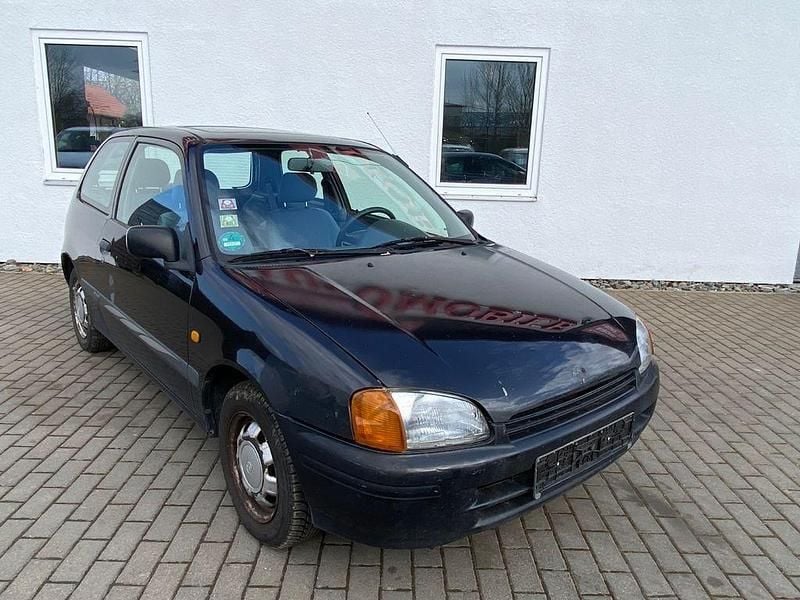 Gebraucht Toyota Starlet 75 PS (55 kW) 1997 Blau Kleinwagen