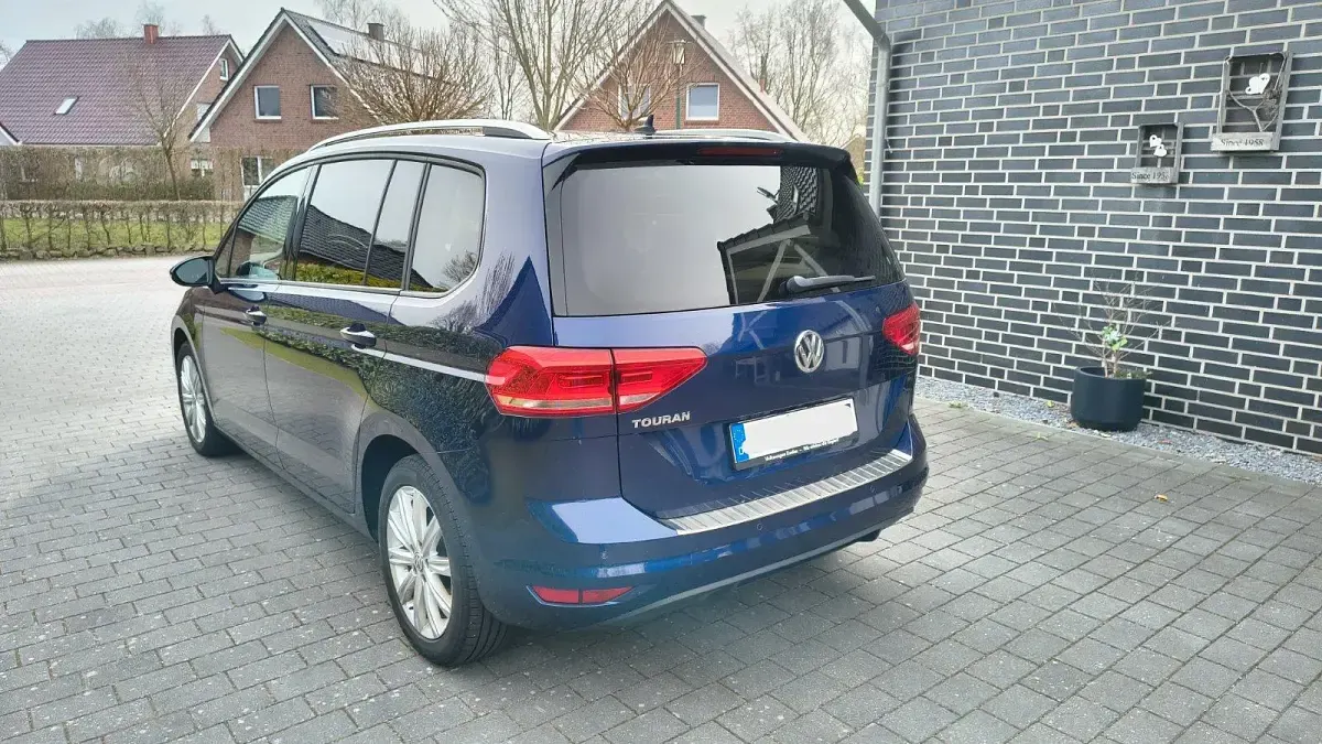 Używany VW Touran 115 KM (84 kW) 2018 Niebieski Minivan