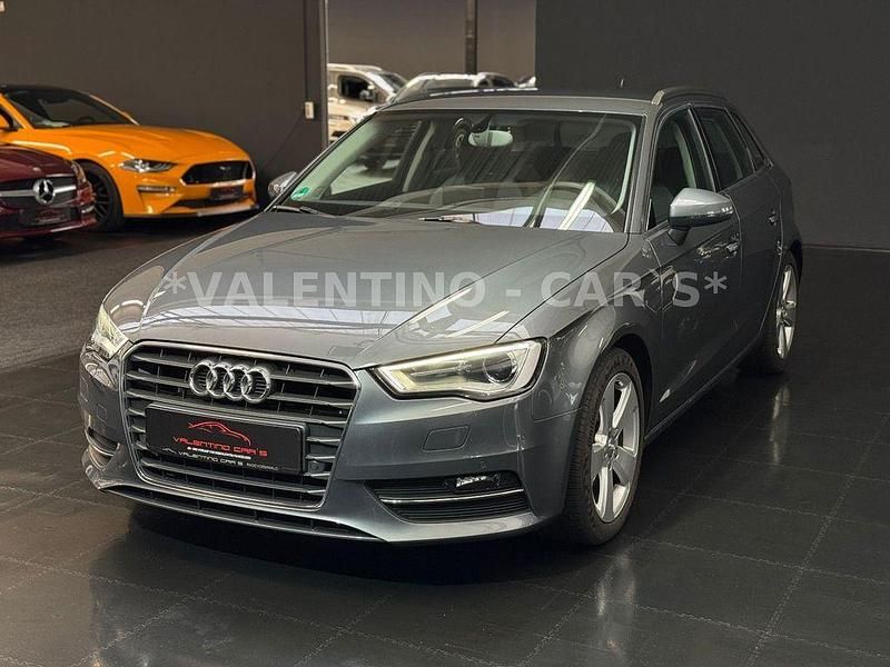 Gebraucht Audi A3 Sport 150 PS (110 kW) 2015 Grau Limousine