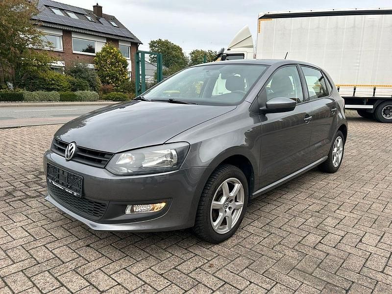 Gebraucht VW Polo Trendline 60 PS (44 kW) 2013 Grau Kleinwagen