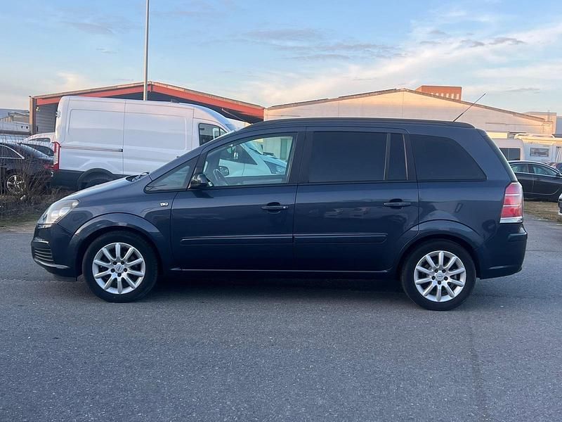 Gebraucht Opel Zafira 140 PS (102 kW) 2006 Blau Van / Kleinbus