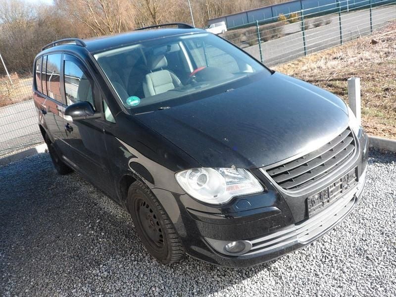 Gebraucht VW Touran Trendline 140 PS (102 kW) 2008 Schwarz Van / Kleinbus