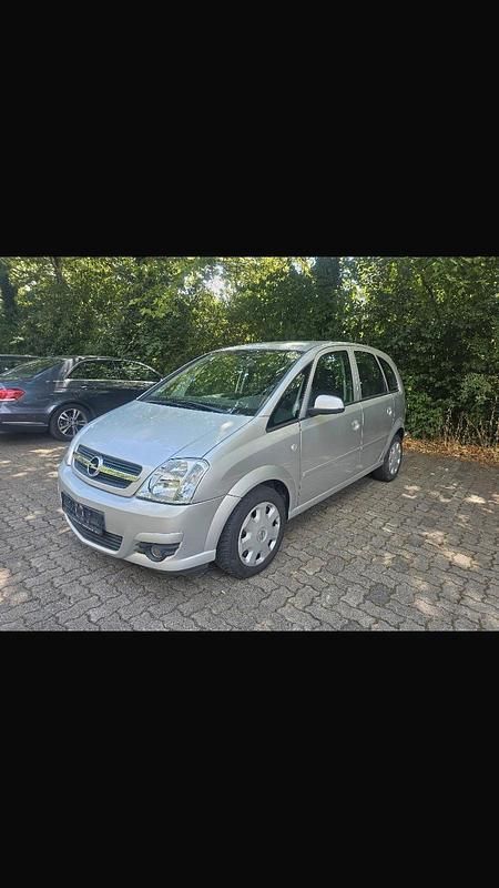 Grau Gebraucht 2005 Opel Meriva Van / Kleinbus | 3.500 € (Etwas zu teuer) - Bild 1/4