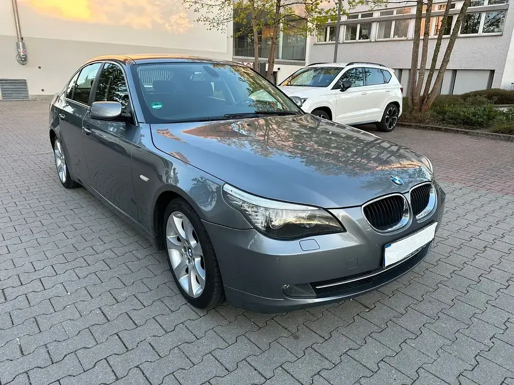 Używany BMW 520 Exclusive 170 KM (125 kW) 2008 Szary Sedan/Limuzyna
