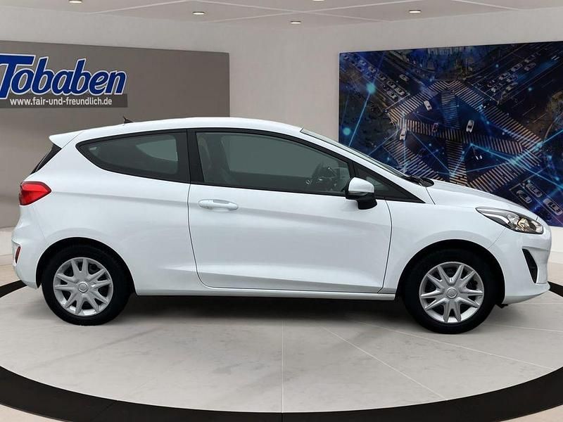 Gebraucht Ford Fiesta Trend 71 PS (52 kW) 2019 Weiß Kleinwagen