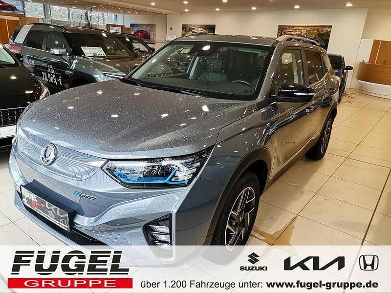 Platinum grey Gebraucht 2023 Ssangyong (KGM) Korando SUV | 17.899 € (Superpreis) - Bild 1/4
