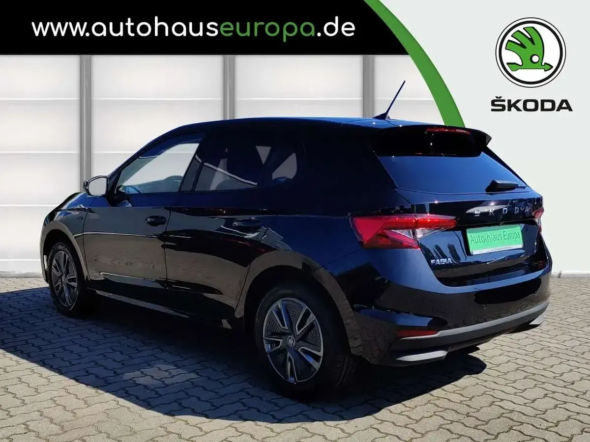 Gebraucht Skoda Fabia Tour 116 PS (85 kW) 2025 Schwarz magic perleffekt Kleinwagen