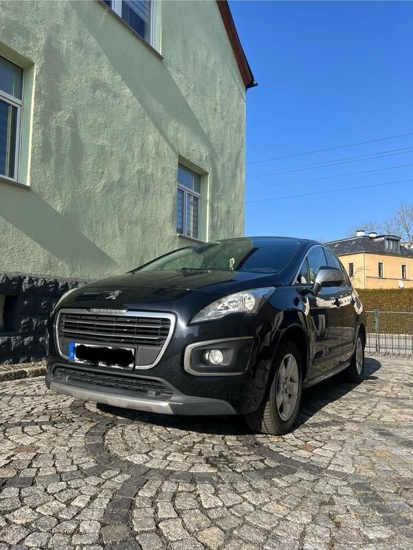Schwarz Gebraucht 2015 Peugeot 3008 Limousine | 5.750 € (Guter Preis) - Bild 1/4