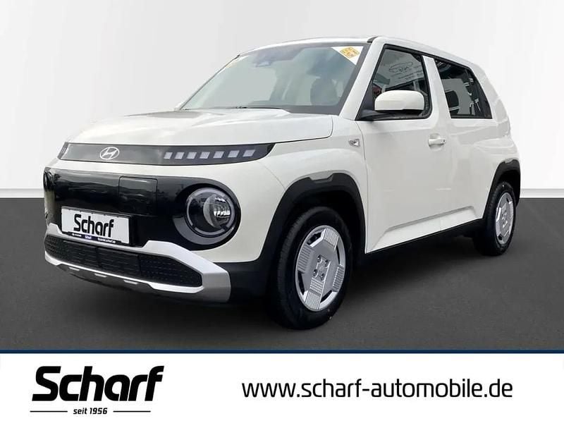 Weiss Neu 2025 Hyundai Inster Select Kleinwagen | 24.890 € (Superpreis) - Bild 1/1