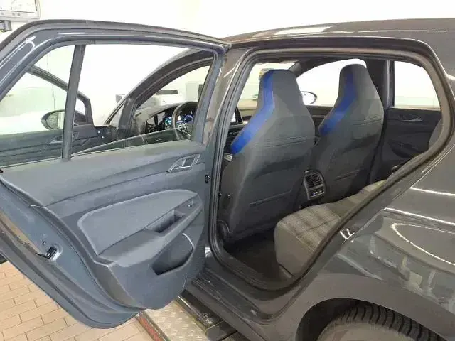 Gebraucht VW Golf VII GTE 204 PS (150 kW) 2021 Andere Kleinwagen
