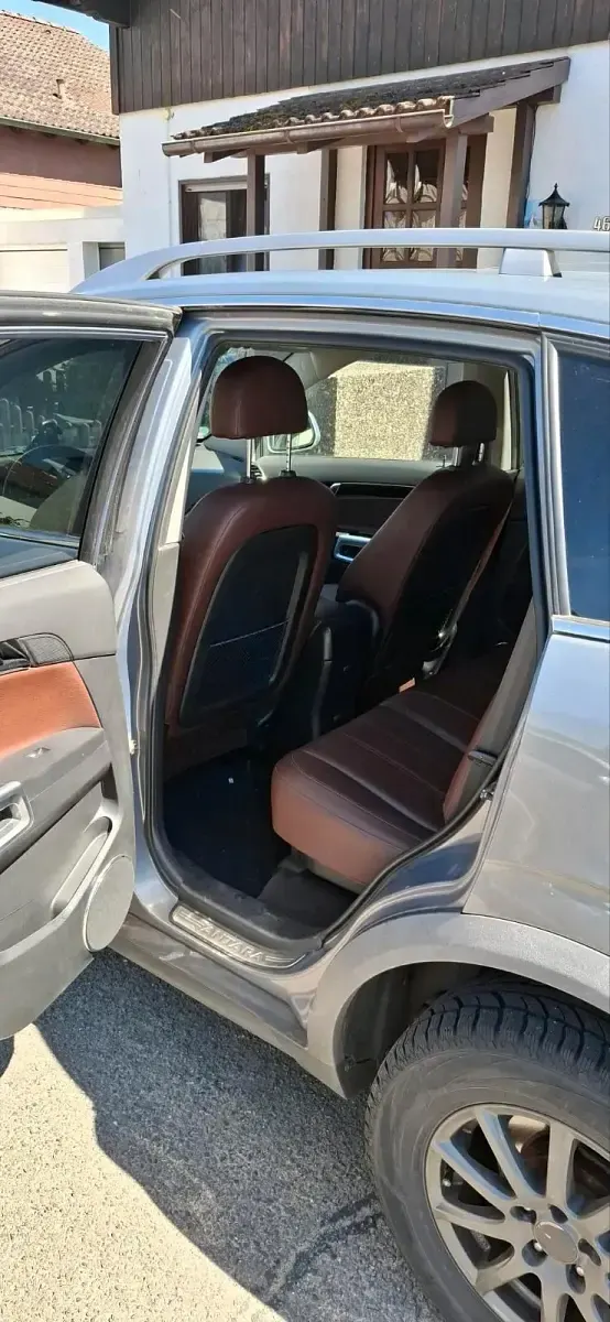 Gebraucht Opel Antara 150 PS (110 kW) 2010 Grau SUV