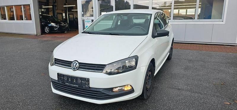 Weiß Gebraucht 2014 VW Polo Trendline | 3.990 € (Fairer Preis) - Bild 1/4