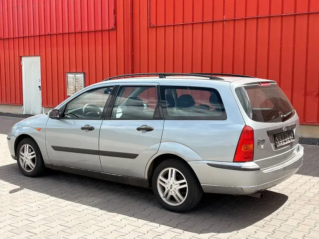 Gebraucht Ford Focus 101 PS (74 kW) 2002 Other Kombi