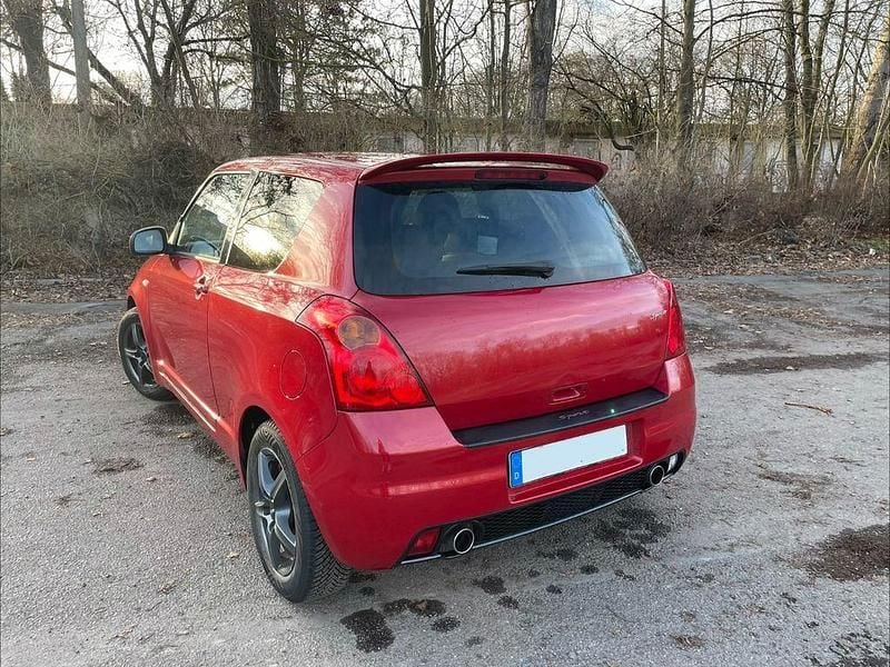 Gebraucht Suzuki Swift Sport 125 PS (91 kW) 2010 Rot Kleinwagen