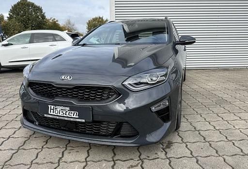 Gebraucht Kia Ceed Sportswagon Platinum Edition 140 PS (102 kW) 2018 Grau Kombi