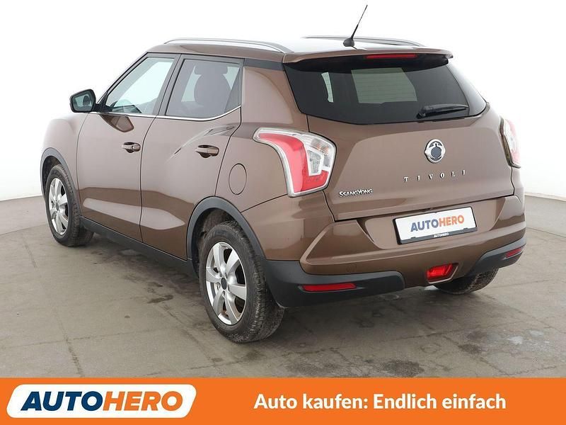 Gebraucht Ssangyong (KGM) Tivoli Crystal 128 PS (94 kW) 2016 Braun SUV