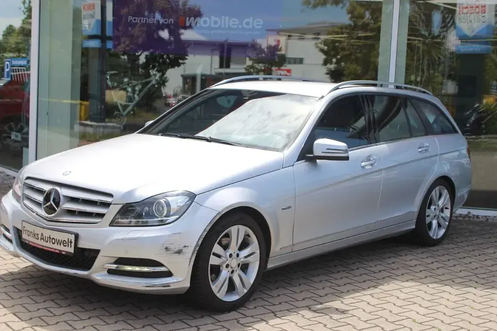 Gebraucht Mercedes C250 204 PS (150 kW) 2011 Silber Kombi