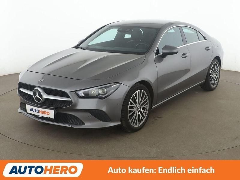 Gebraucht Mercedes CLA200 Progressive 163 PS (119 kW) 2020 Grau Limousine