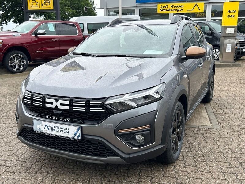Grau Neu 2025 Dacia Sandero Extreme Kleinwagen | 20.398 € (Fairer Preis) - Bild 1/4