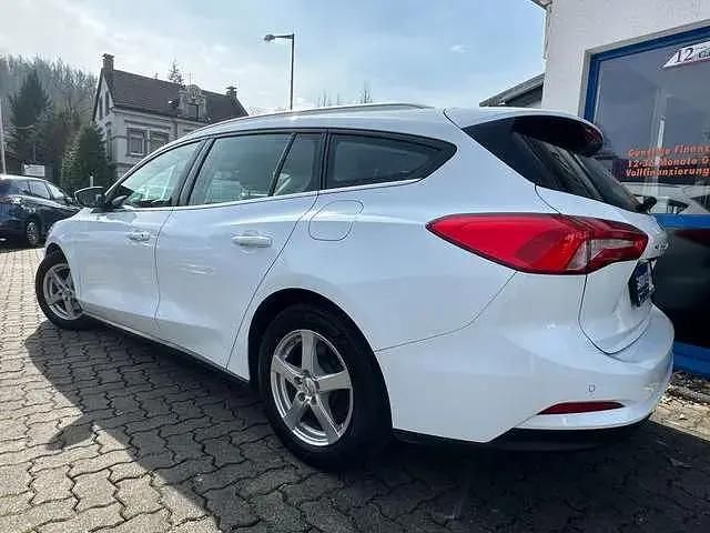 Second-hand Ford Focus 120 CP (88 kW) 2020 Alb Berlinǎ