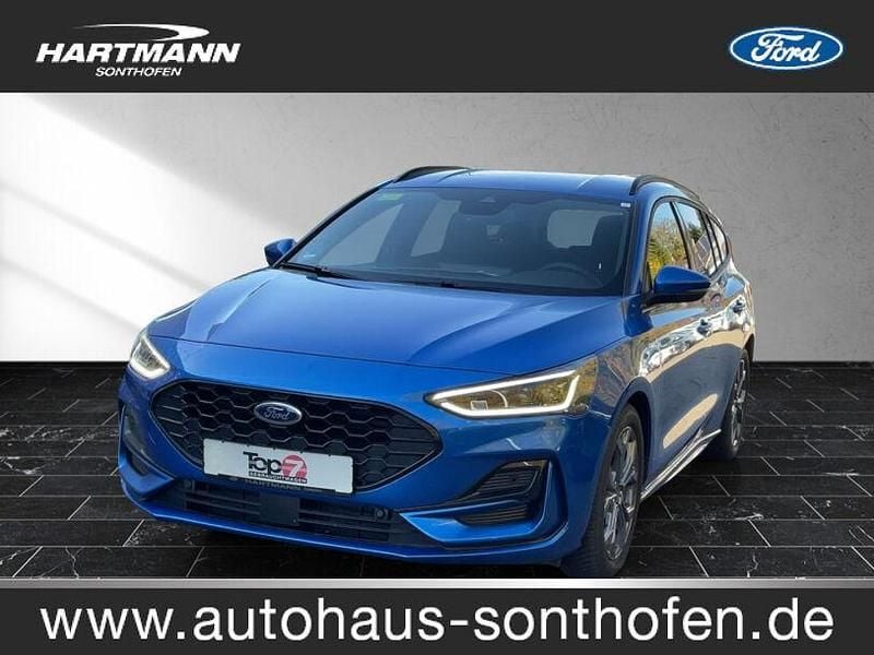 Dynamicblau (metallic) Gebraucht 2023 Ford Focus ST-Line Kombi | 23.890 € (Fairer Preis) - Bild 1/4
