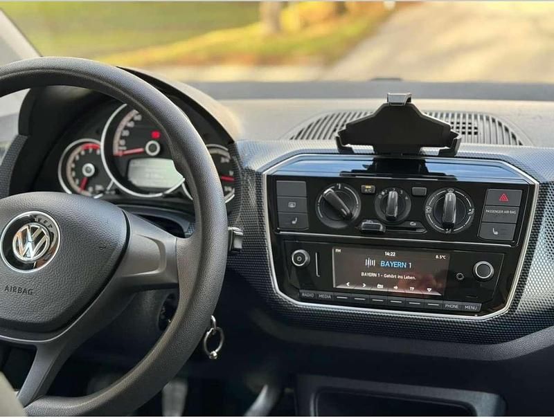 Second-hand VW up! move up! 60 CP (44 kW) 2017 Alb Hatchback