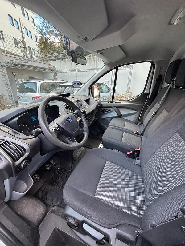 Gebraucht Ford Transit 104 PS (76 kW) 2017 Weiß Van / Kleinbus