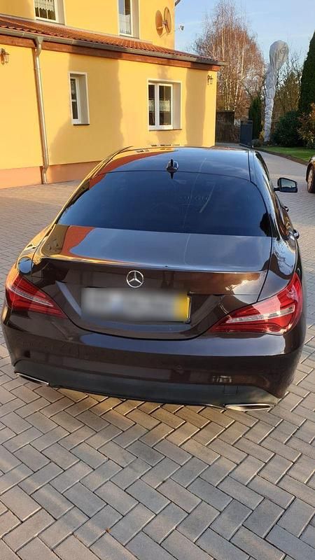 Gebraucht Mercedes CLA200 156 PS (114 kW) 2017 Braun Coupé