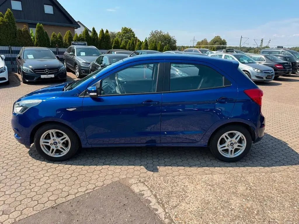 Gebraucht Ford Ka Plus Cool & Sound Edition 86 PS (63 kW) 2017 Blau Kleinwagen