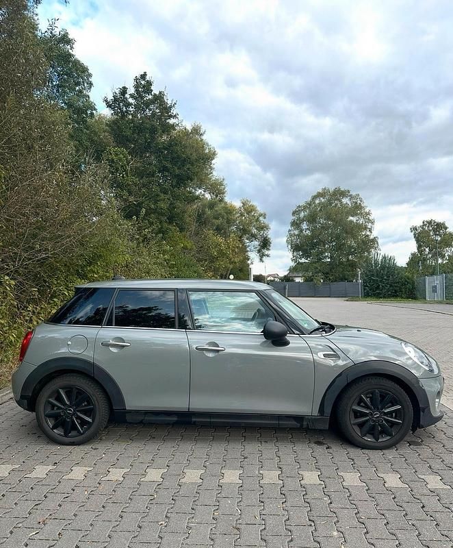 Gebraucht Mini ONE 75 PS (55 kW) 2017 Grau Kleinwagen