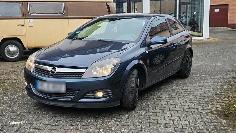 Gebraucht Opel Astra GTC 116 PS (85 kW) 2008 Blau Coupé