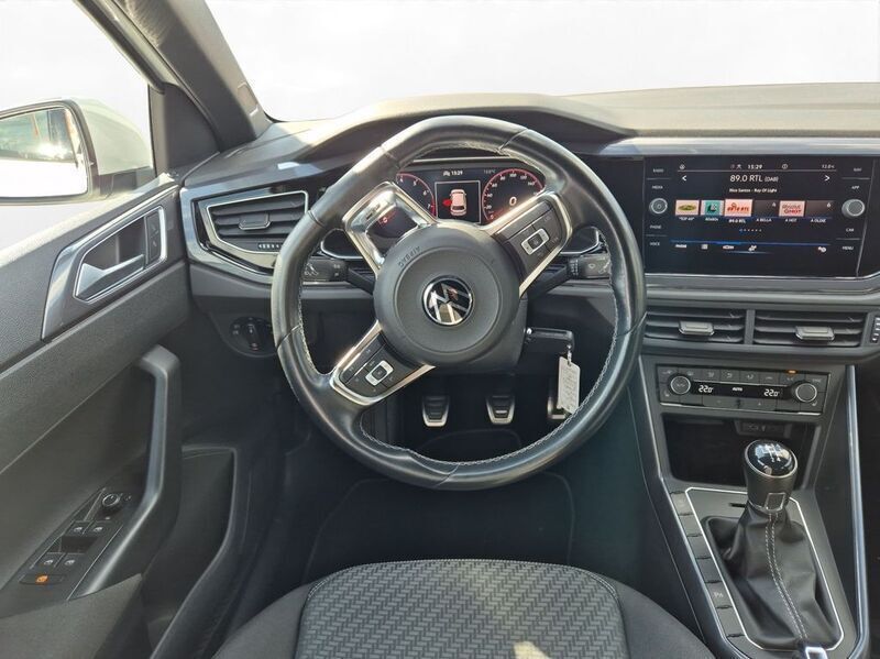 Gebraucht VW Polo R-line 95 PS (69 kW) 2021 Weiß Kleinwagen