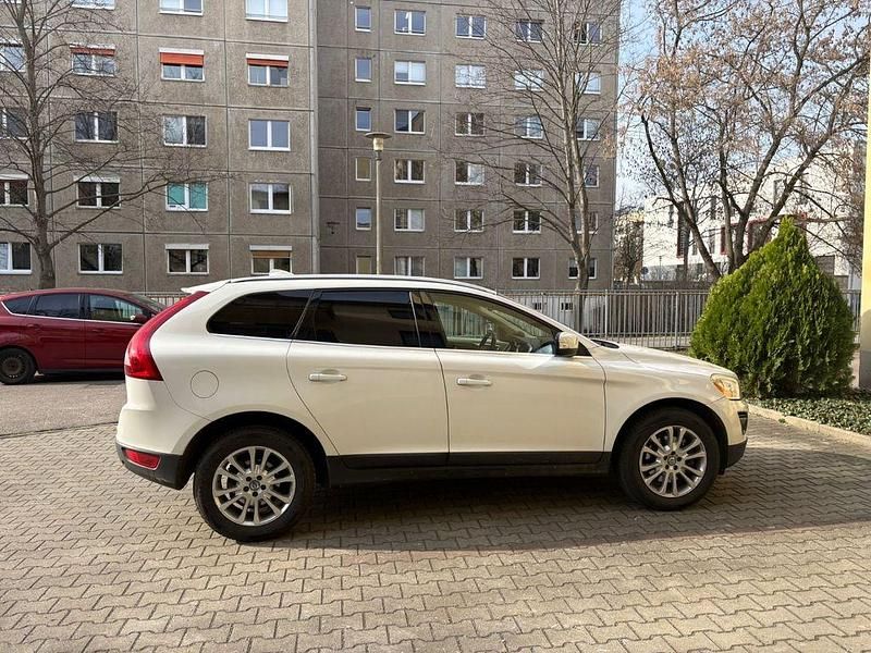 Gebraucht Volvo XC60 163 PS (119 kW) 2009 Weiß SUV