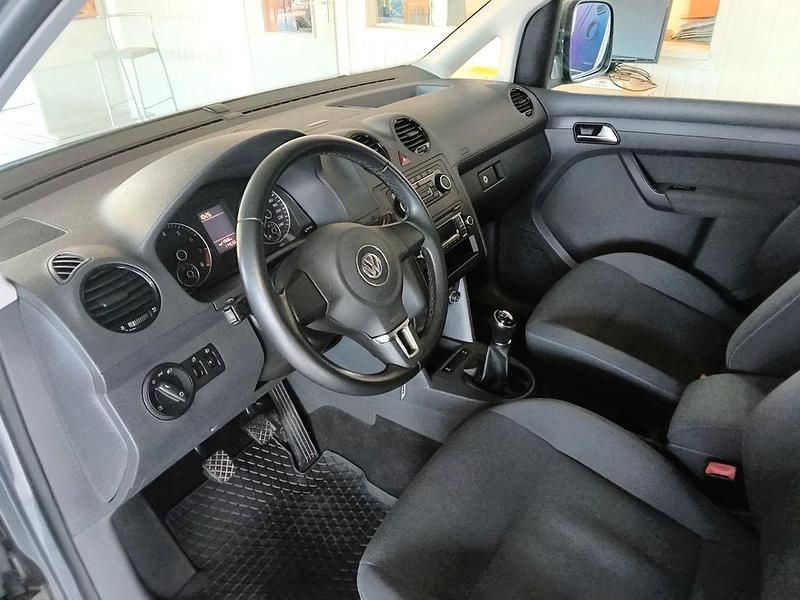 Gebraucht VW Caddy Trendline 105 PS (77 kW) 2013 Grau Van / Kleinbus