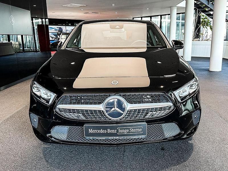 Gebraucht Mercedes A250 Progressive 218 PS (160 kW) 2021 Schwarz Limousine