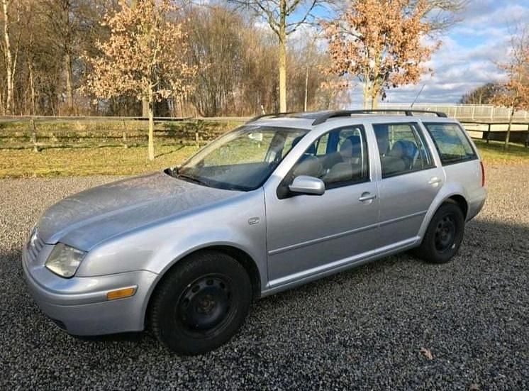Gebraucht VW Jetta 100 PS (73 kW) 2004 Silber Kombi