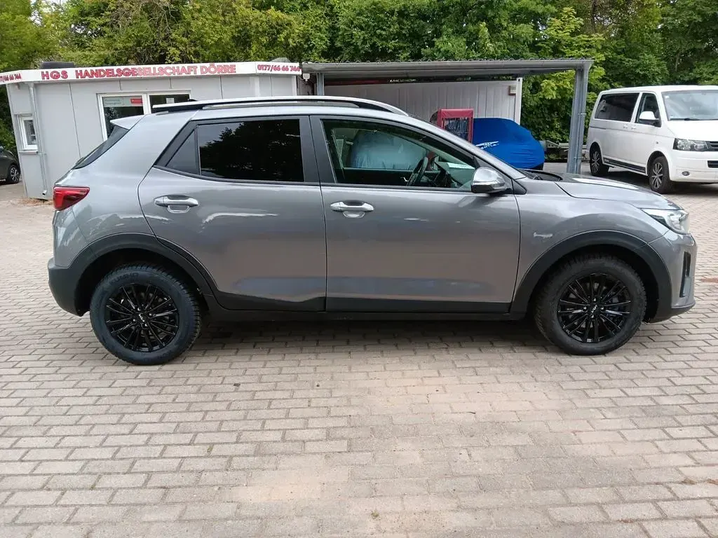 Gebraucht Kia Stonic Vision 101 PS (74 kW) 2024 Grau SUV