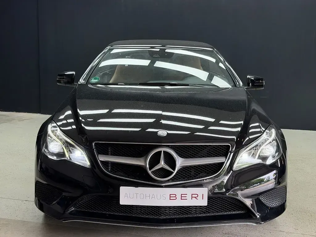 Gebraucht Mercedes E250 Sport 204 PS (150 kW) 2014 Schwarz Cabrio