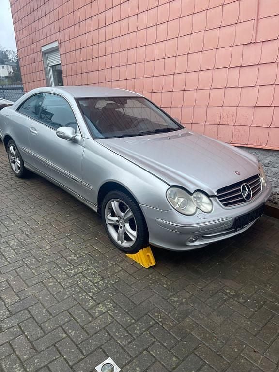 Gebraucht Mercedes CLK200 Avantgarde 163 PS (119 kW) 2003 Silber Coupé