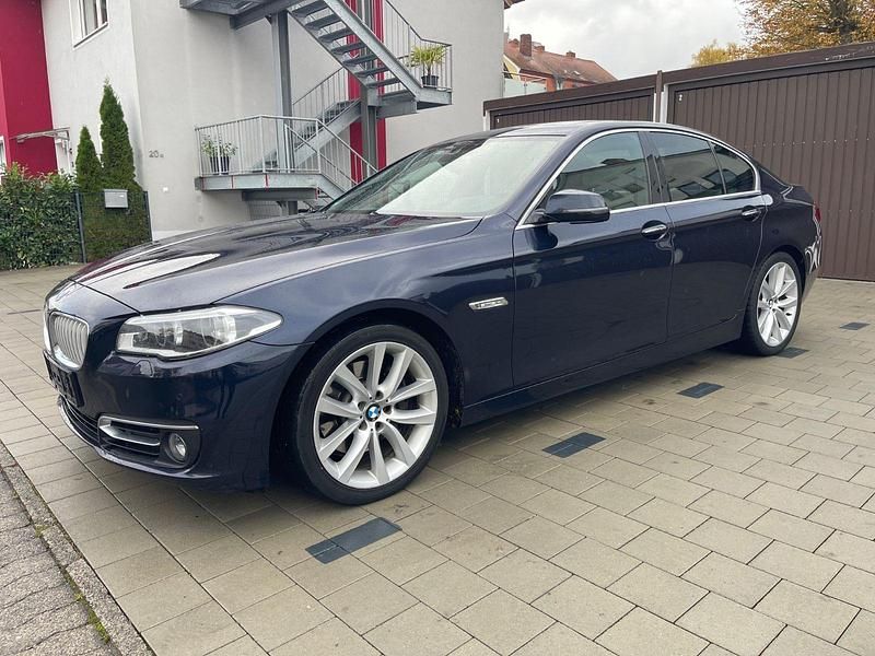 Blau Gebraucht 2013 BMW 530 Limousine | 12.499 € (Fairer Preis) - Bild 1/4