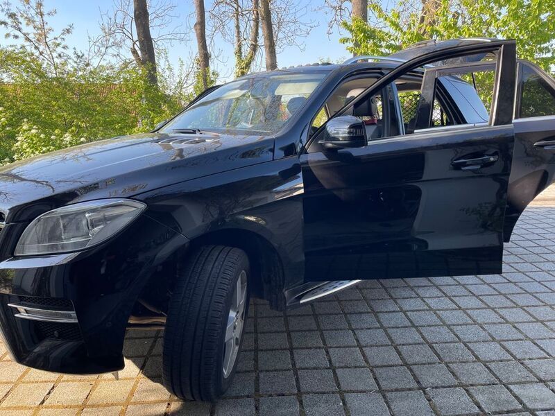 Schwarz Gebraucht 2012 Mercedes ML350 SUV | 16.000 € (Superpreis) - Bild 1/4