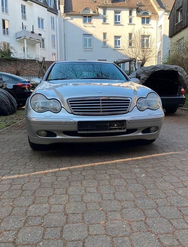 Gebraucht Mercedes C240 170 PS (125 kW) 2001 Grau Limousine
