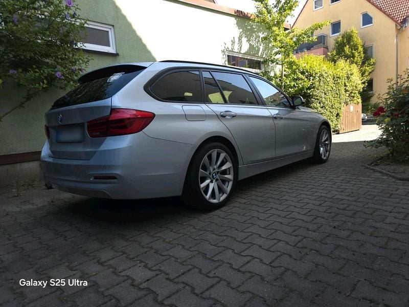 Usata BMW 318 150 CV (110 kW) 2017 Grigio Station wagon
