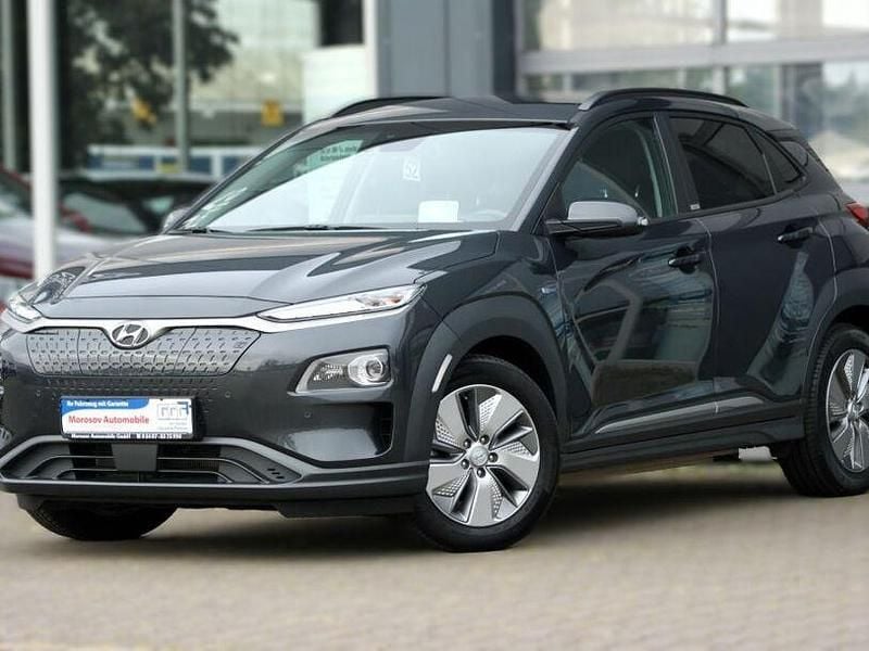 Dark knight metallic Gebraucht 2020 Hyundai Kona Premium SUV | 20.900 € (Fairer Preis) - Bild 1/4