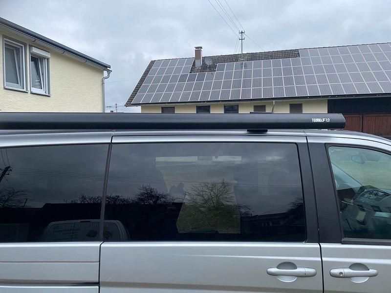 Gebraucht Mercedes Viano 150 PS (110 kW) 2009 Silber Van / Kleinbus