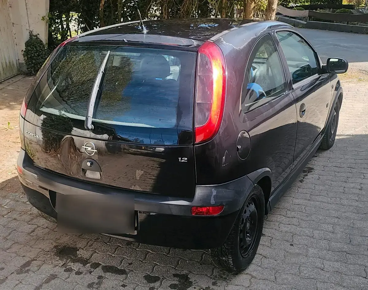 Gebraucht Opel Corsa 75 PS (55 kW) 2002 Schwarz Kleinwagen