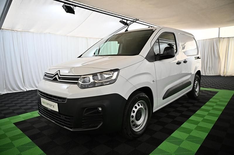 Gebraucht Citroën e-Berlingo 100 kW (136 PS) 2024 Weiß Van / Kleinbus